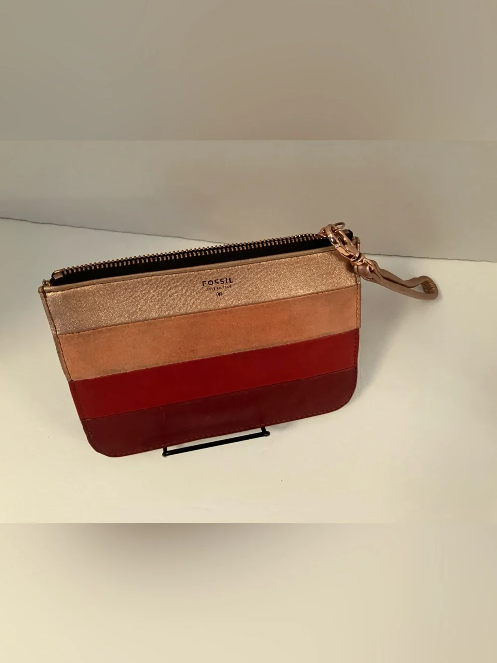Fossil Colorblock Wristlet in Rose Gold, Tan & Red